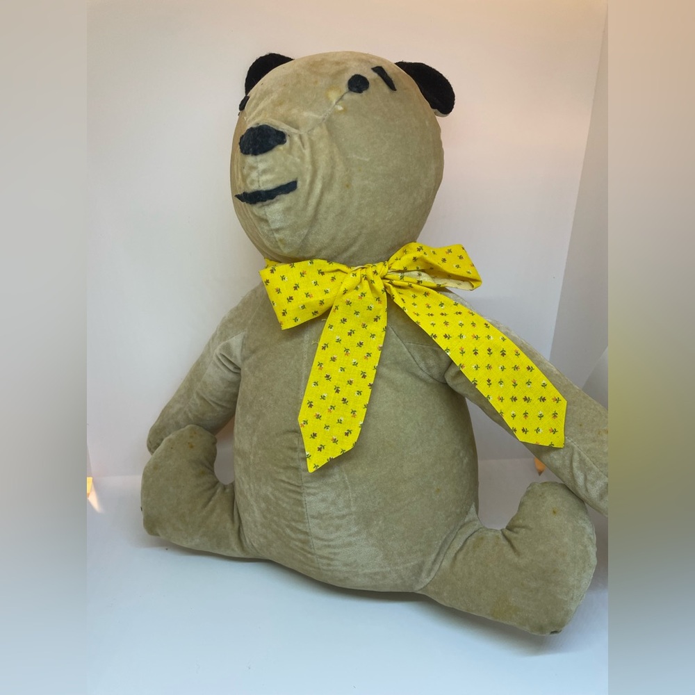 Soft Green Plush Bear with Yellow Bow - Cozy Kids Stuffed Animal